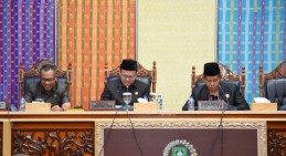 7 Fraksi Anggota DPRD Sampaikan Pandangan Umum Terhadap LKPJ Bupati Bengkalis Tahun Anggaran 2022
