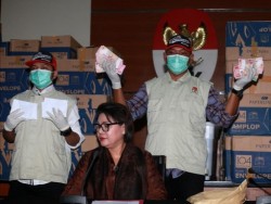 Ada Uang Dalam Kardus, KPK Tetapkan Anggota DPR Bowo sebagai Tersangka
