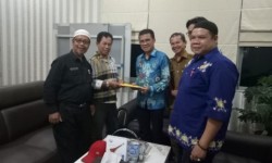 Adib Alfikri, Birokrat Muda yang Hobi Melukis