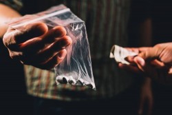 Bawa Sabu 13 Paket, 2 Warga Hongkong Terancam Hukuman Mati di Bali
