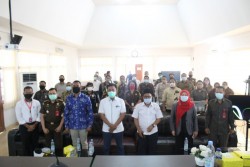 Bawaslu Riau Laporkan Pelanggaran Pilkada ke Sentra Gakkumdu Pusat