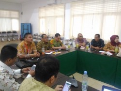 Bawaslu Riau Nyatakan Deklarasi 11 Kepala Daerah Dukung Jokowi Melanggar UU Pemerintahan Daerah