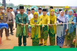 Bazar MTQ ke-55 Kampar Resmi Dibuka, Ahmad Yuzar Dorong UMKM dan Ekonomi Rakyat