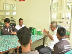 Bersama Mahasiswa, PJ Bupati Kamsol Minta Atasi Pungli Retribusi Sampah yang Meresahkan Masyarakat