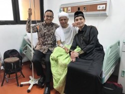 Besok Ustaz Arifin Ilham Keluar RS Gleneagles