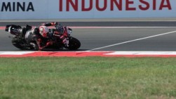 Bezzecchi Juara MotoGP Mandalika 2026, Jorge Martin Rebut Puncak Klasemen