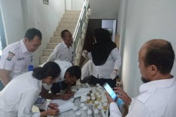 BNN Tanjung Pinang Mendadak Tes Urine Puluhan Personelnya Sendiri