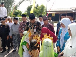 Buka MTQ ke-9 Kelurahan Mentangor, Camat Fajri Harapkan Kecamatan Kulim Kembali Raih Juara Umum