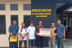 Bukan CSR! Koperasi BBDM Salurkan Rp 10 Juta ke 9 Wilayah di Bengkalis, Ini Penjelasannya