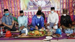 Bupati Alfedri Berharap Generasi Muda Berperan Lestarikan Adat Tradisi