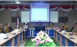 Bupati Kampar Pimpin Evaluasi PAD dan Terima Data Tunggakan PKB