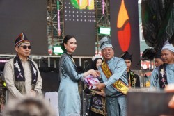 Bupati Kuansing Apresiasi Dukungan Dua Anggota DPR RI dari PKS pada Festival Pacu Jalur tahun 2025