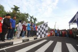 Bupati Meranti Lepas Gerak Jalan Santai Hardiknas 2019