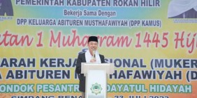 Bupati Rohil Hadiri Mukernas DPP Abituren Kesamus di Tanah Putih