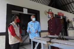 Bupati Sleman Positif Usai Vaksinasi Covid-19, Kemenkes Duga Sudah Terpapar Dulu