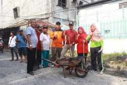 Cegah Demam Berdarah, Kecamatan Tenayan Raya Goro Bersama