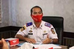 Dishub Pekanbaru Hancurkan Beberapa Halte Rusak, Untuk Dibangun Ulang