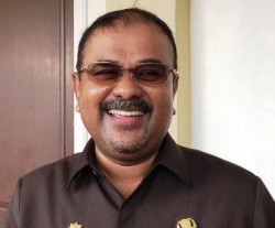 Disorong Maju ke Pilkada Kepri, Aunur Rafiq Lebih Memilih di Karimun