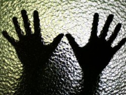 Divonis Penjara 260 Tahun, Paedofil Jatuh Pingsan Saat Sidang