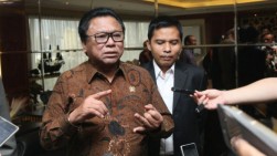 DKPP Tolak Gugatan Oso Terhadap 7 Komisioner KPU