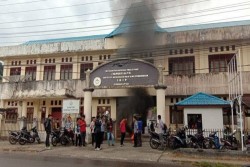 Dosen Mogok Mengajar, IKIP Gunungsitoli Lumpuh