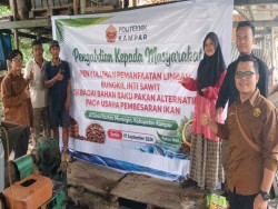 Dosen Politeknik Kampar Dorong Bungkil Sawit Jadi Pakan Alternatif Ikan