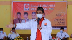 DPP PKS BPW Sumbagut Berikan Penghargaan kepada Relawan AMAN Bengkalis