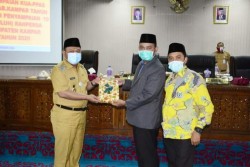 DPRD Kampar Gelar Paripurna Penyampaian KUA PPAS APBD Kampar 2021