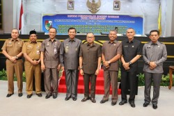DPRD Pekanbaru Gelar Paripurna Penyampaian Nota Keuangan APBD-P 2019 dan APBD 2020