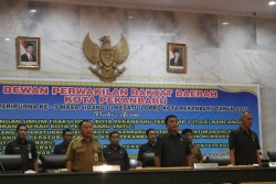 DPRD Pekanbaru Laksanakan Rapat Paripurna Pandangan Umum Fraksi
