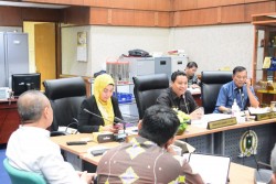 DPRD Riau Himbau Semua Transaksi Keuangan Pemprov Riau melalui BRK Syariah