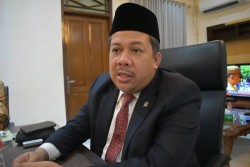 Fahri Hamzah sebut PKS Lebih Dekat ke Jokowi