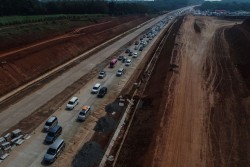Ganti Rugi Rp50 M Lahan Tol Semarang-Batang Belum Beres