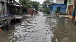 Gatal-gatal Usai Banjir, Warga Medan Labuhan Curiga Pabrik Sekitar Buang Limbah saat Banjir