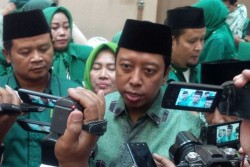 Gempar..!! Ketua Umum PPP Romahurmuziy Diberitakan Ditangkap KPK di Kantor Kemenag