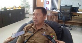 Genangan Air di Jalan Soekarno-Hatta di Sebabkan oleh Drainase yang Tak Aktif