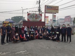 GenBI Prihatin dengan Bencana Asap, Bagikan Masker ke Pengguna Jalan