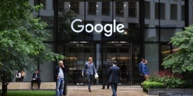 Google Kembangkan Ponsel Tanpa Sentuh