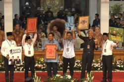 Hakim MK Soroti Perbedaan Verifikasi Ijazah KPU di Pilkada dan Pilpres