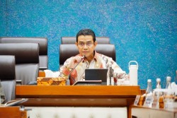 Hendry Munief Dorong Penguatan Pendidikan Vokasi dan Evaluasi Serius KUR KIPK Industri