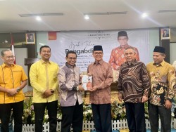 Hendry Munief Luncurkan Buku Jejak 1 Tahun Pengabdian, Angkat Kinerja sebagai anggota DPR RI