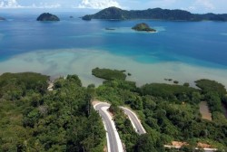Jalan Mulus ke Mandeh, Raja Ampatnya Sumatera, Permudah Akses Wisatawan