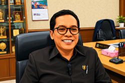 JEJAK POLITIK EDI BASRI: Dari Politik sebagai Ibadah Menuju Politik Kebangsaan