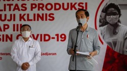 Jokowi akan Disuntik Vaksin Sinovac Pagi Ini, Disiarkan Langsung