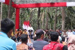 Jokowi Blak-Blakan Kenapa Elektablilitasnya Makin Turun di Sumatera