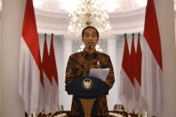 Jokowi Larang Pejabat dan ASN Gelar Buka Bersama