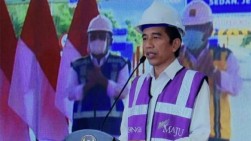 Jokowi Sebut Tak Hanya Bangun Jalan Tol, Tapi Konektivitas Digital