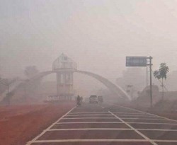 Kabut Asap Selimuti Kantor Bupati Bintan, Jarak Pandang 10 Meter