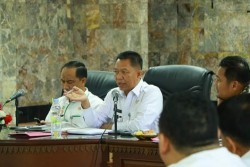 Kadis PUPR Laporkan Peta Rencana Tata Ruang Wilayah Terbaru ke Wali Kota Pekanbaru