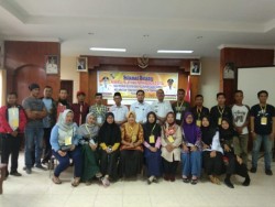 Karang Taruna Ceria Kelurahan Sialang Rampai Terima Pelatihan Papan Bunga Digital